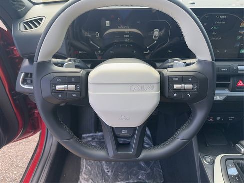 New 2025 Kia K4 GT-Line image 13
