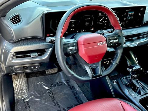 Used 2025 Kia K4 GT-Line w/ GT-Line Premium Package image 10