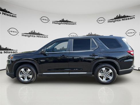 Used 2025 Honda Pilot EX-L image 2