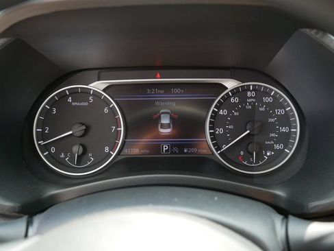 Used 2024 Nissan Sentra SV FWD image 27