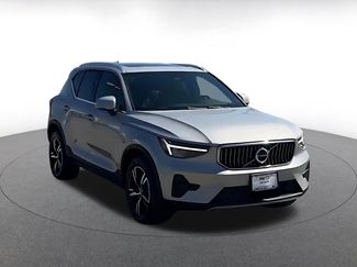 Used 2024 Volvo XC40 B5 Core video 2