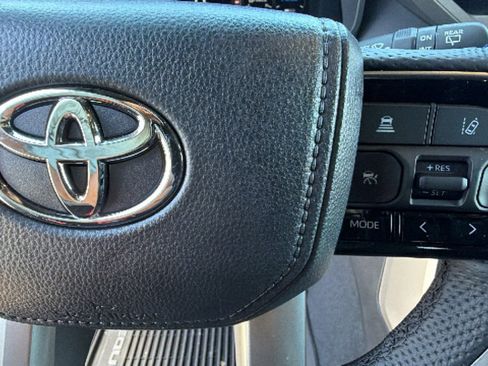 New 2026 Toyota Sequoia Platinum AWD/4WD image 20