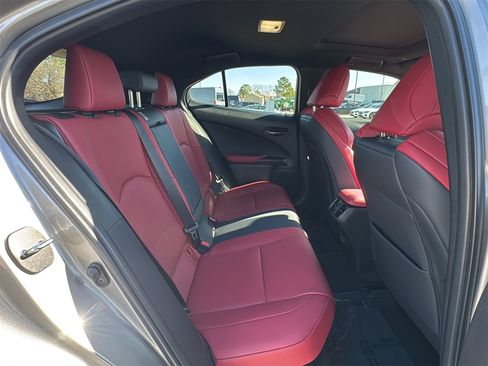 Used 2021 Lexus UX 250h F Sport image 25