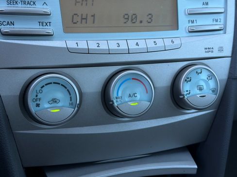 Used 2007 Toyota Camry LE FWD image 18