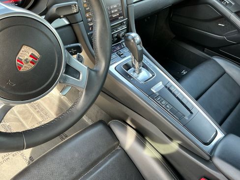 Used 2014 Porsche Cayman S image 11