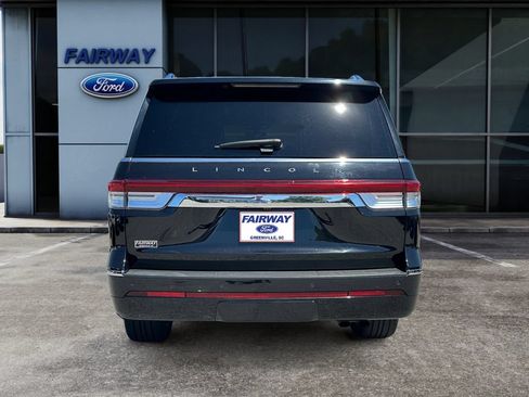 Used 2023 Lincoln Navigator L Reserve w/ Monochromatic Package AWD/4WD image 6
