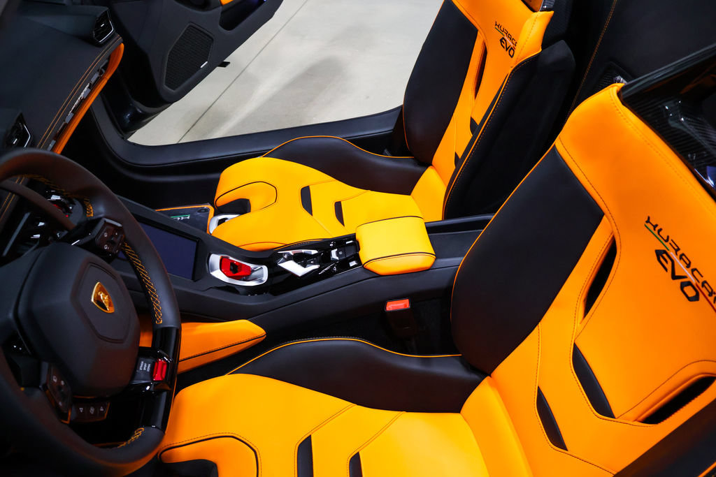 Used 2024 Lamborghini Huracan EVO AWD/4WD image 41