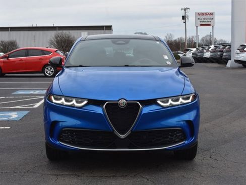 Used 2024 Alfa Romeo Tonale Ti image 2
