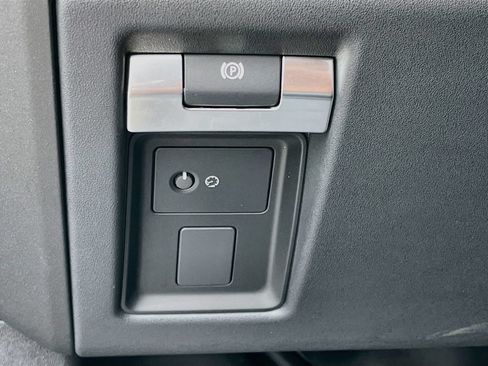 Used 2024 Land Rover Defender 130 Outbound AWD/4WD image 21