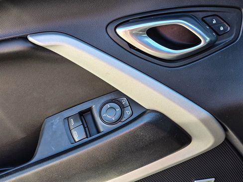 Used 2023 Chevrolet Camaro LT w/ Technology Package image 12