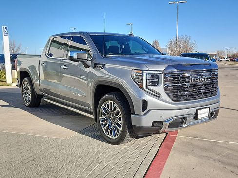 Used 2023 GMC Sierra 1500 Denali Ultimate image 4