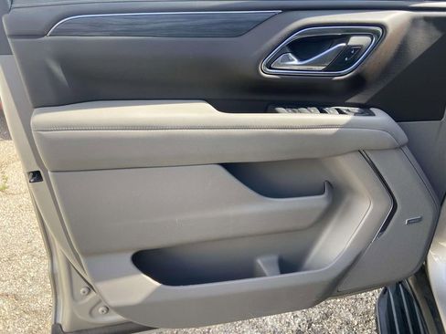Used 2023 GMC Yukon SLT RWD image 15