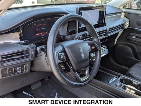 Used 2023 Lincoln Corsair Reserve w/ Equipment Group 201A image 12