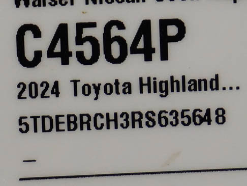 Used 2024 Toyota Highlander Platinum AWD/4WD image 56