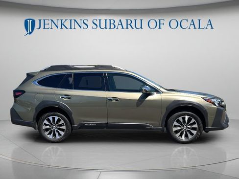 Used 2025 Subaru Outback Touring w/ Popular Package #2 AWD/4WD image 2