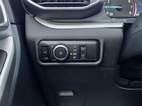 Used 2023 Ford Explorer XLT w/ Equipment Group 202A image 26