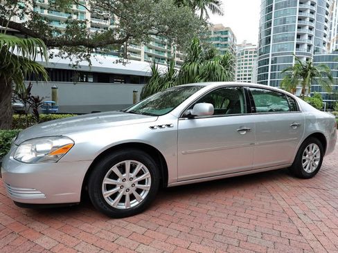 Used 2009 Buick Lucerne CX FWD image 16