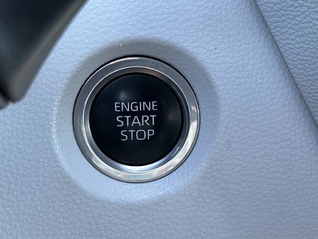Used 2024 Toyota Corolla SE FWD image 32