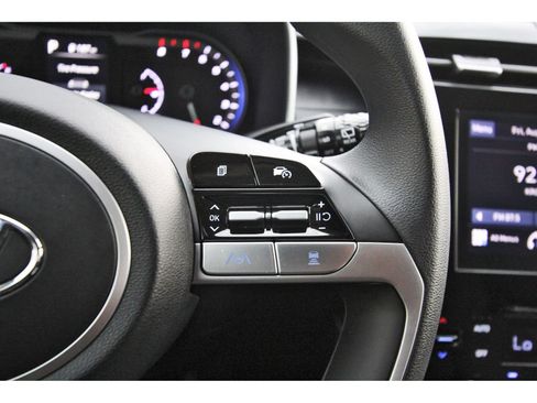 Certified 2024 Hyundai Tucson SEL FWD image 18
