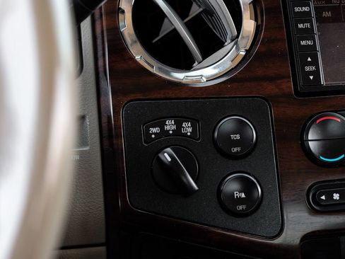 Used 2008 Ford F350 Lariat image 23