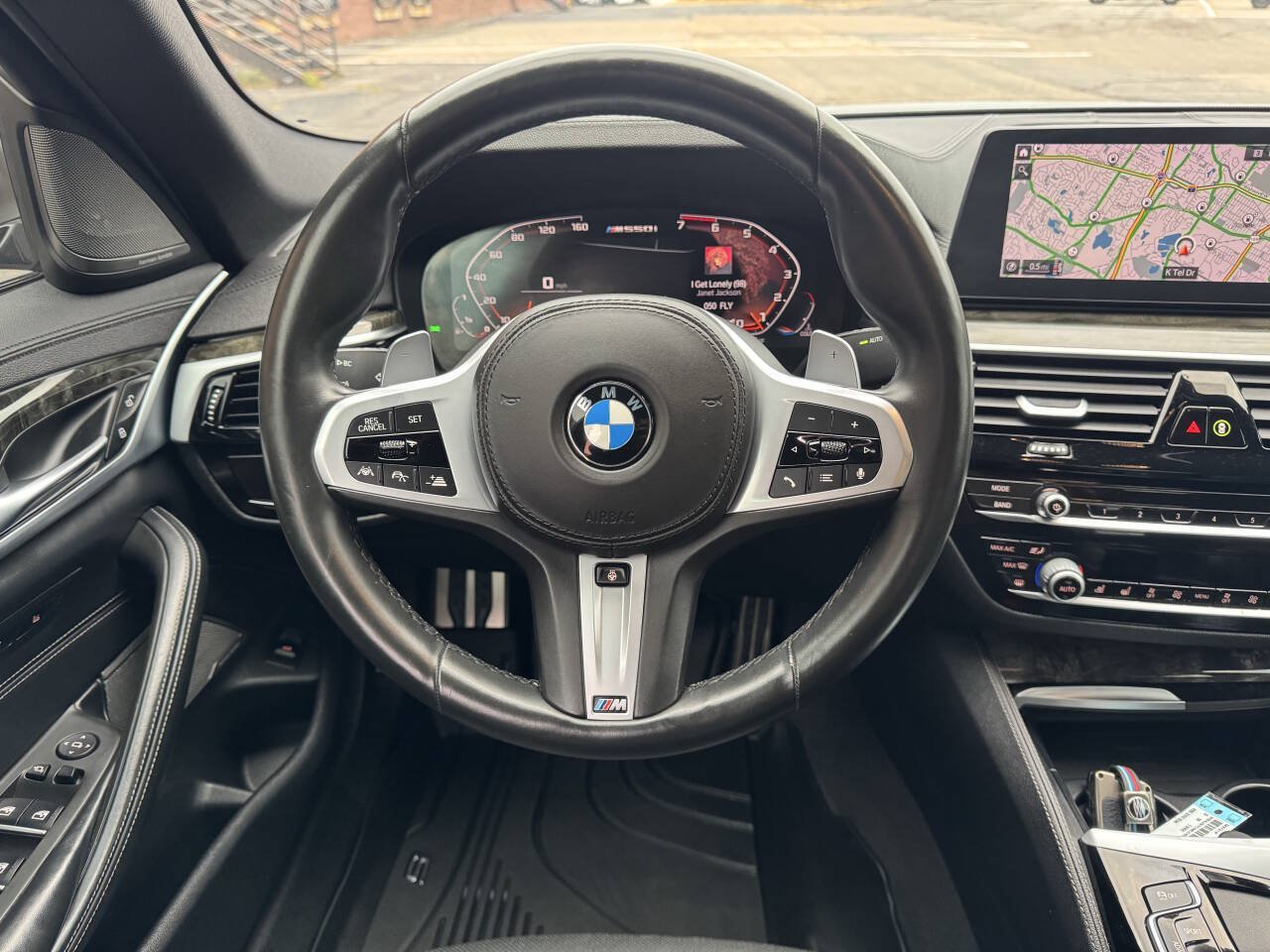 Used 2020 BMW M550i xDrive AWD/4WD image 30