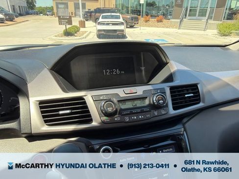 Used 2017 Honda Odyssey EX-L image 9