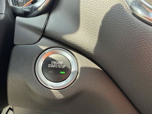 Used 2024 Chevrolet Equinox LT AWD/4WD image 41