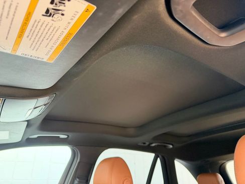 Used 2019 Mercedes-Benz GLC 43 AMG 4MATIC image 24