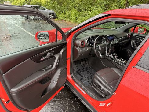 Used 2020 Chevrolet Blazer RS w/ LPO, Floor Liner Package FWD image 10