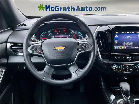 Used 2023 Chevrolet Traverse LT image 9