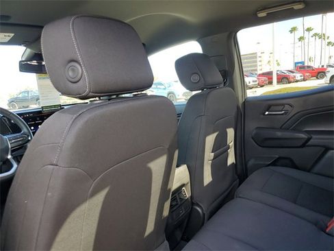Used 2023 Chevrolet Colorado LT w/ LT Convenience Package II image 8