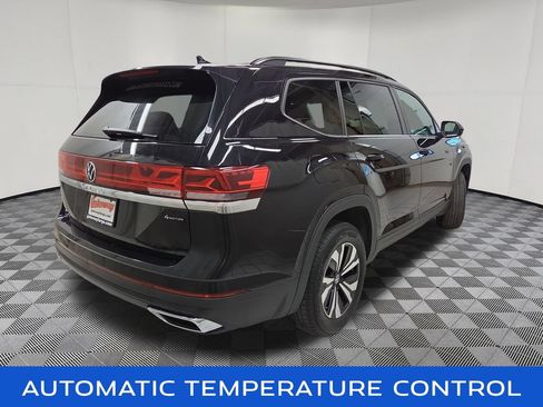 Used 2026 Volkswagen Atlas SE AWD/4WD image 4
