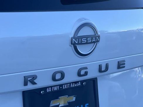 Used 2025 Nissan Rogue SV FWD image 65