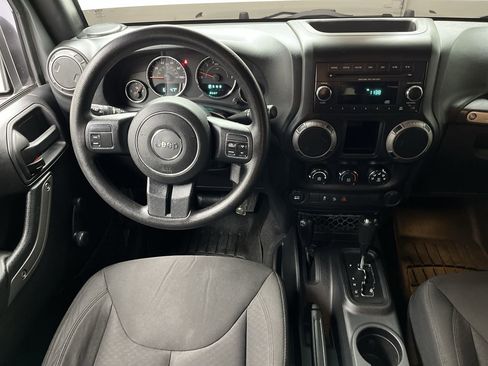 Used 2016 Jeep Wrangler Unlimited Sport AWD/4WD image 10