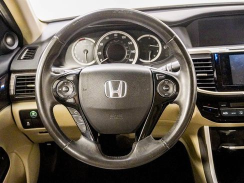 Used 2017 Honda Accord EX-L image 21