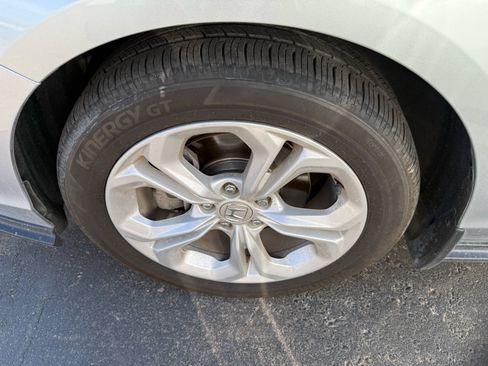 Used 2024 Honda Accord LX image 7