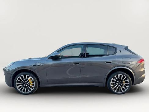 Used 2023 Maserati Grecale Modena AWD/4WD image 4
