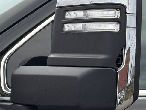 Used 2023 GMC Sierra 2500 Denali AWD/4WD image 48
