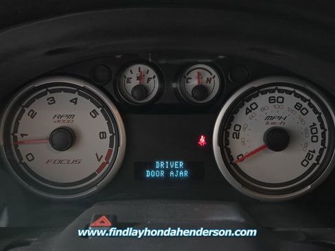 Used 2008 Ford Focus Coupe FWD image 32