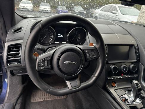 Used 2016 Jaguar F-TYPE S image 9