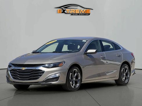 Used 2022 Chevrolet Malibu LT FWD image 1