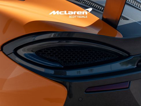 Used 2020 McLaren 620R image 29