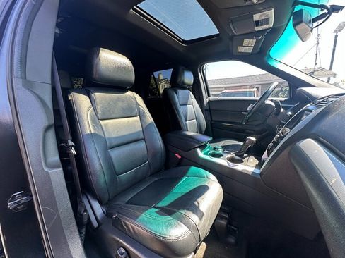 Used 2013 Ford Explorer XLT AWD/4WD image 12