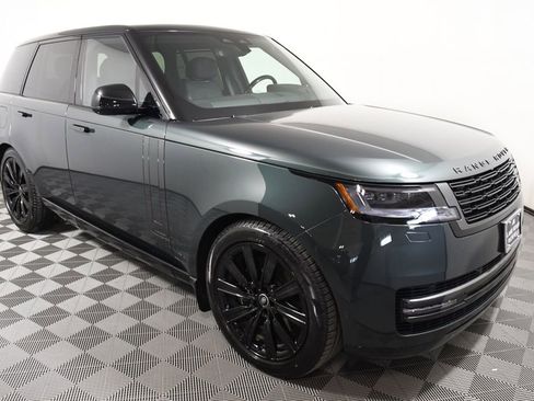 Used 2025 Land Rover Range Rover Autobiography AWD/4WD image 8