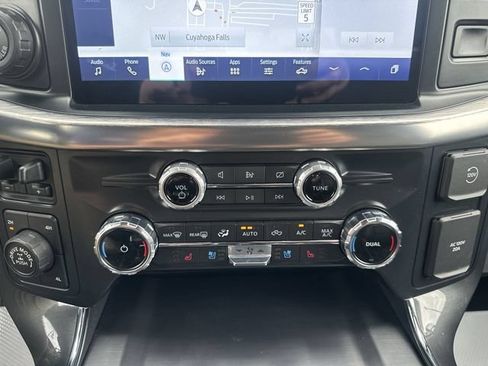 Used 2022 Ford F150 Lariat w/ Max Trailer Tow Package AWD/4WD image 18