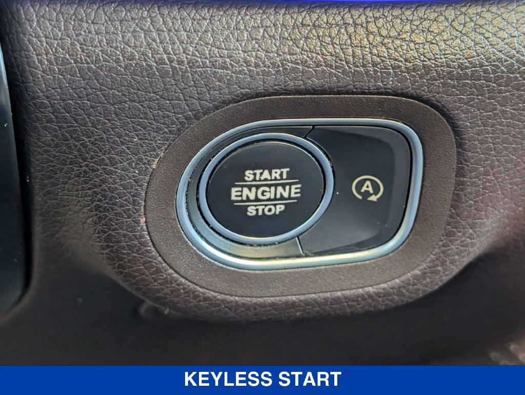 Used 2023 Mercedes-Benz GLS 450 4MATIC image 32
