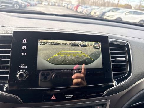 Used 2023 Honda Passport EX-L image 25