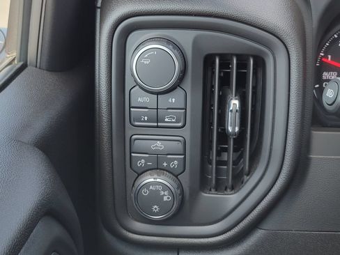 New 2025 Chevrolet Silverado 1500 Custom AWD/4WD image 24