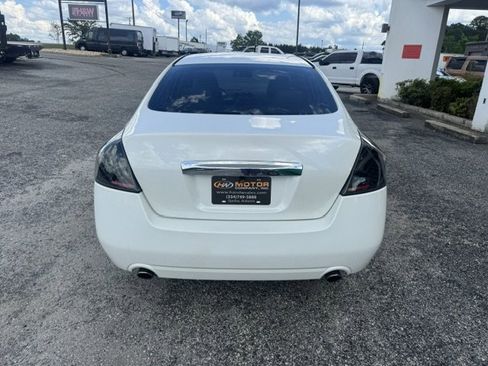 Used 2012 Nissan Altima 2.5 S FWD image 4