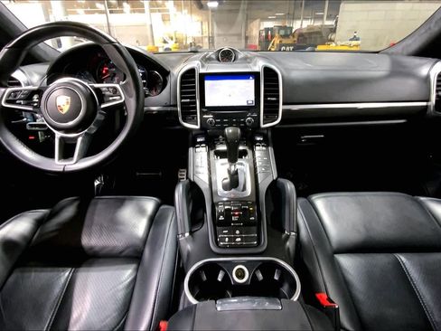 Used 2017 Porsche Cayenne GTS image 15